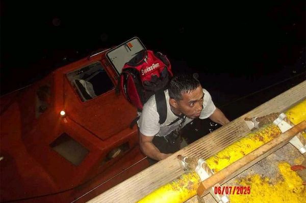 Guerre à Gaza : un deuxième navire attaqué en mer Rouge par les Houthis en l'espace de 24 heures