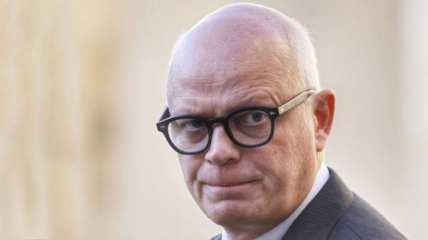 Gestion du Covid-19 : non-lieu attendu lundi pour trois ex-membres du gouvernement, dont Edouard Philippe