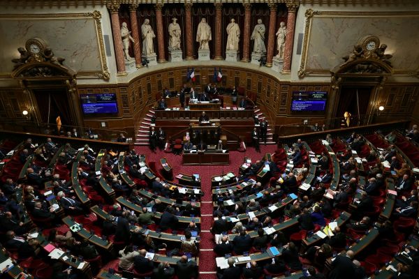 Aides publiques aux entreprises: le Sénat rend un rapport sur cette manne aux contours un peu flous