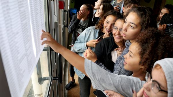 Brevet 2025 : découvrez les résultats officiels de Besançon, Bordeaux, Lille, Strasbourg ou encore de Guyane publiés ce mardi