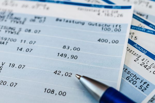 Un virement de 900 euros arrive sur le compte en banque de 15 millions de Français cet été