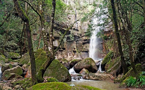 Pas loin de Paris, cette cascade est le coin parfait pour se baigner en pleine canicule