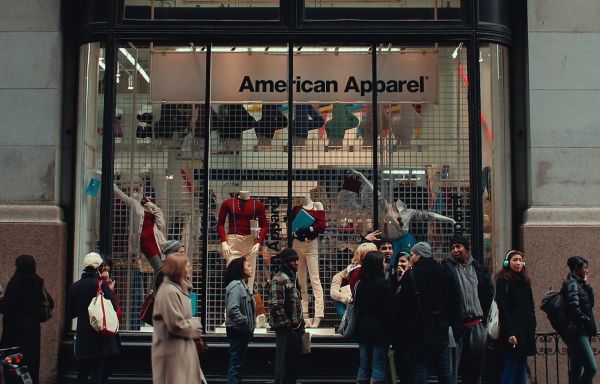 Comment l'icône American Apparel s'est effondrée