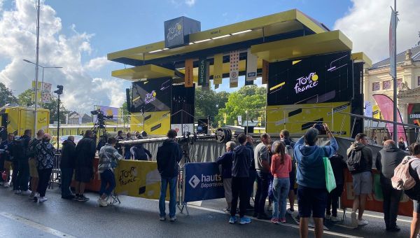 DIRECT - Tour de France : suivez la 4e étape entre Amiens et Rouen
