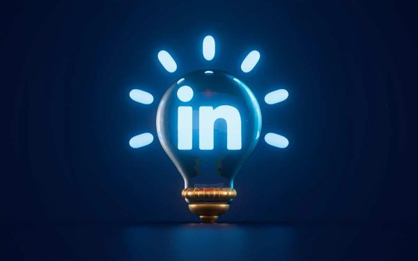 Comment percer sur LinkedIn : la méthode en 10 étapes utilisée par les influenceurs