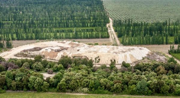 Décharge illégale d'Entressen : face au manque de suivi environnemental, la justice maintient l'astreinte