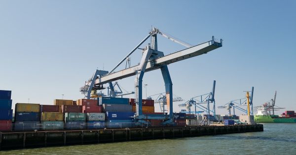Menace russe : comment le port de Rotterdam se prépare à une guerre avec Moscou