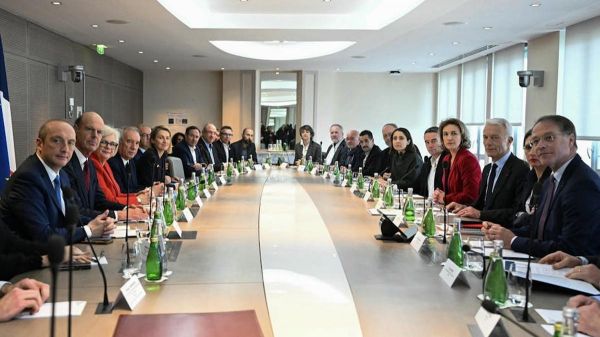 Réforme des retraites : quelle est la valeur juridique d'un « conclave » ?