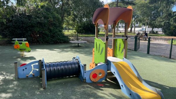 Enfant gravement brûlé sur un toboggan à Toulouse : les deux collégiens reconnus irresponsables pénalement