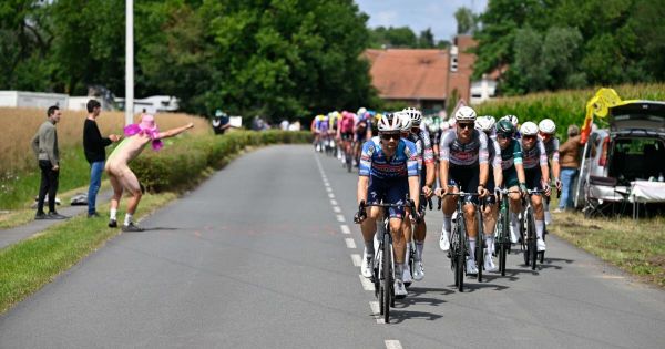 Tour de France 2025. Le peloton panse ses plaies, les puncheurs attendus : direction Rouen et la Normandie ce mardi