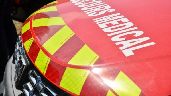 Drame près d'un centre commercial Carrefour : une joggeuse tuée après avoir été percutée de plein fouet par une voiture, elle traversait une avenue avec son mari
