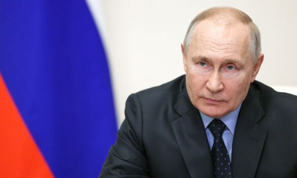Poutine loue la beauté de la langue ukrainienne mais... l'interdit à l'école dans les territoires occupés par la Russie