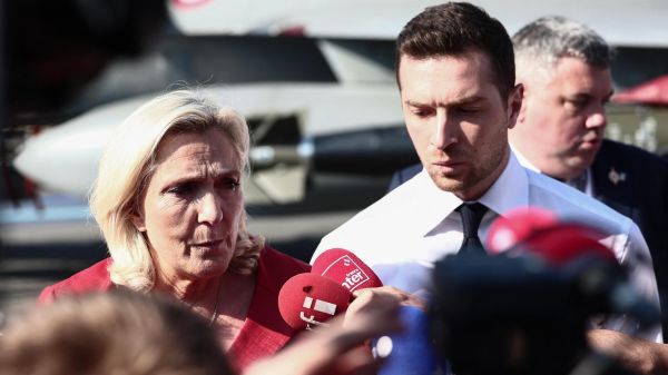 Le RN de Bardella et Le Pen (et leurs alliés à Bruxelles) visé par une nouvelle enquête européenne