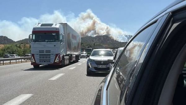 Violent incendie aux portes de Marseille sur les Pennes-Mirabeau après un feu de voiture