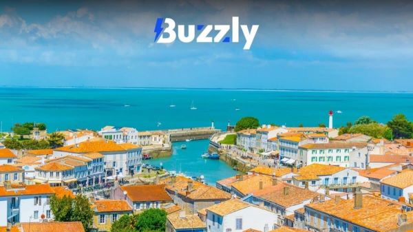 Vacances d'été trop chères ? Les Français fuient la Côte d'Azur pour l'Atlantique
