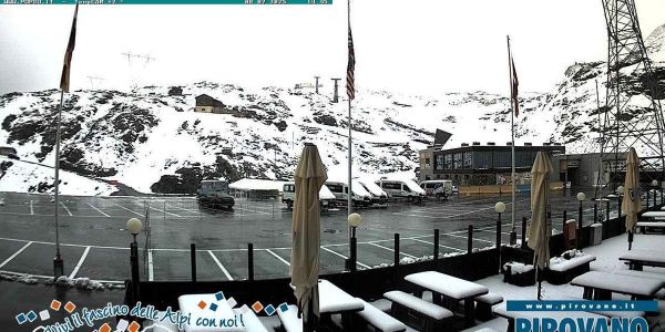 Météo capricieuse: Après la canicule, la neige fait son retour en montagne