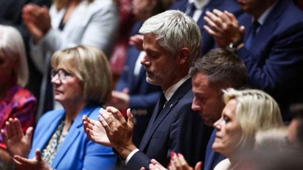 "Il nous rappelait que la politique est le partage d'un idéal" :  l'Assemblée nationale rend un hommage émouvant à Olivier Marleix, après son décès