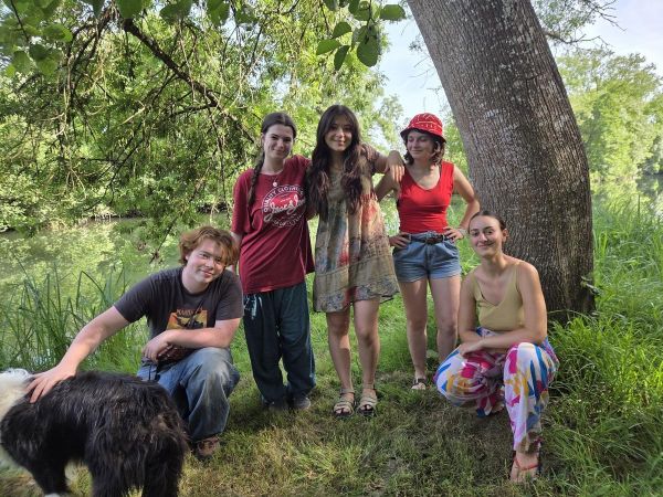 Des étudiants de Poitiers exposent aux côtés d'artistes confirmés pour les Arts au jardin de Bonnes