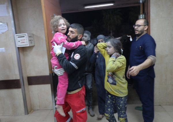 Gaza : le système de santé saturé par les victimes d'attaques israéliennes aux points de distribution d'aide humanitaire, alerte la Croix-Rouge