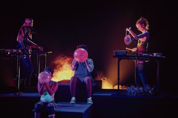 Festival d’Avignon : « Nexus de l'adoration » de Joris Lacoste, un défi poétique au théâtre