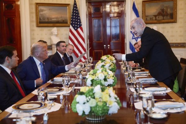À Washington, Trump et Netanyahou affinent leur plan d'expulsion des Gazaouis