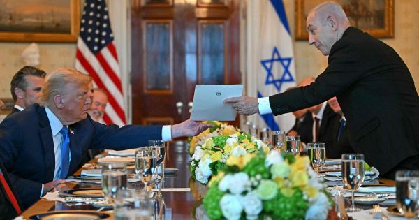 D'une pierre deux coups : outre Gaza, Trump pousse pour un accord historique Israël-Syrie