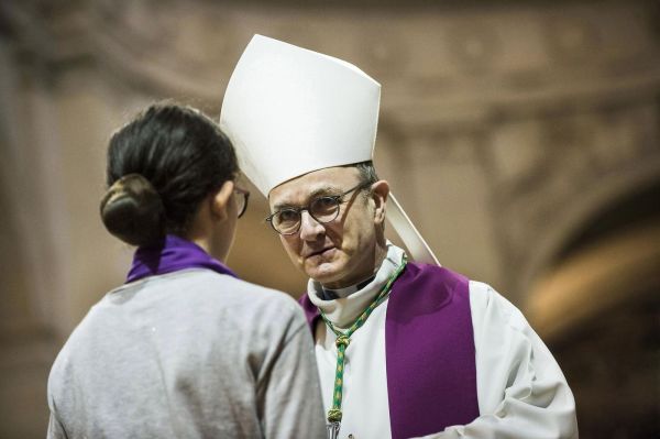 Protection des mineurs : pourquoi le pape a confié la commission pontificale à Mgr Thibault Verny