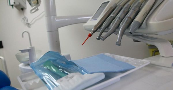 La grogne des dentistes espagnols face au "tourisme dentaire” au Maroc