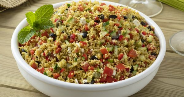 Voici comment préparer un taboulé maison healthy en moins de 15 minutes (merci le Thermomix !)