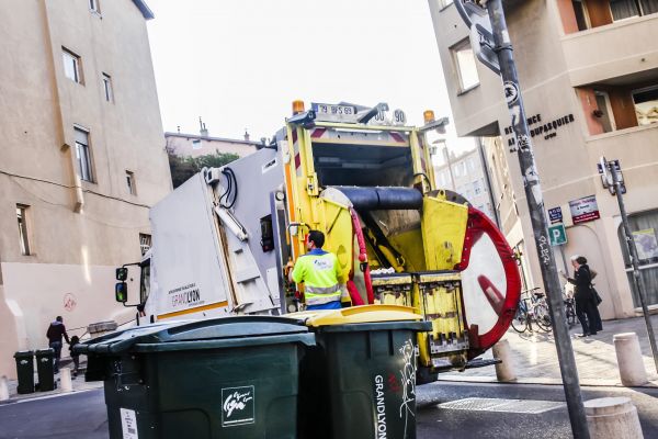 Métropole de Lyon : quelles sont les communes concernées par la collecte des déchets lundi 14 juillet ?