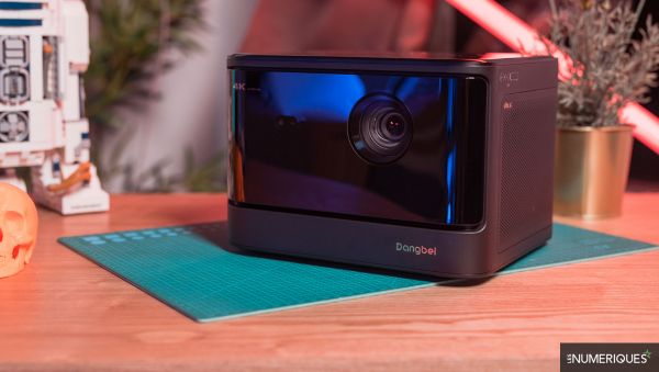 Actualité : Soldes / Bon plan – Le vidéoprojecteur Dangbei Mars Pro 2 (DBOX02) Avec pied réglable "5 étoiles" à 1 399,00 € (-15%)