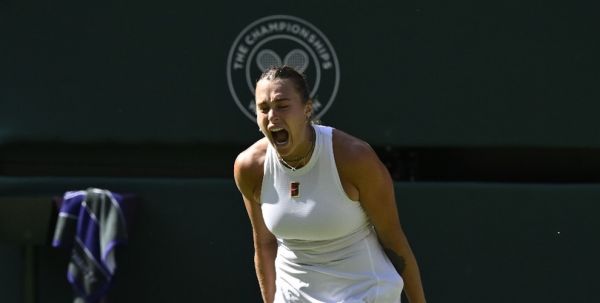 Aryna Sabalenka, qualifiée en demi-finales après s'être fait très peur : « Honnêtement, j'aurais certainement perdu ce match si je n'avais pas retenu la leçon de Roland-Garros »