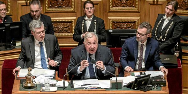 Vers une année blanche ? Les préconisations du Sénat pour le budget 2026