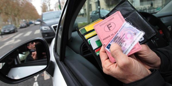 Permis de conduire à 1 euro par jour, aides, financement... Quels sont les dispositifs officiels pour les jeunes ?
