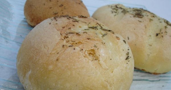 Recette de Petits pains au romarin et à l'huile d'olive