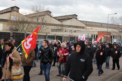 150 personnes dans les rues de Feurs pour dire «non» aux licenciements chez Castmétal