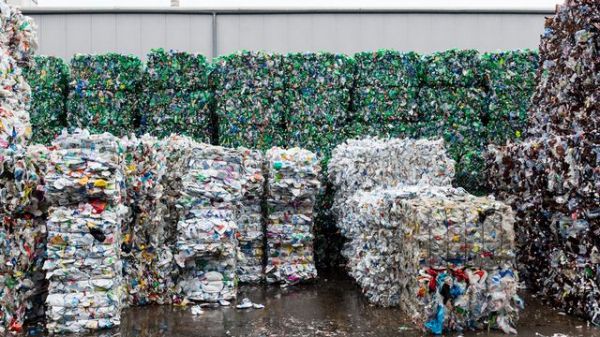Audio: Une motion vaudoise demande le recyclage de tous les déchets plastiques