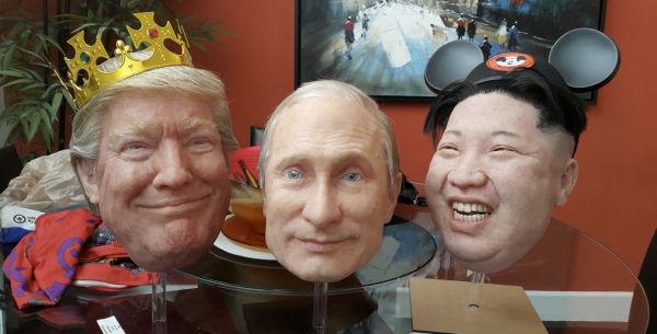 Les masques ultra-réalistes Donald Trump, Vladimir Poutine, Kim Jong Un