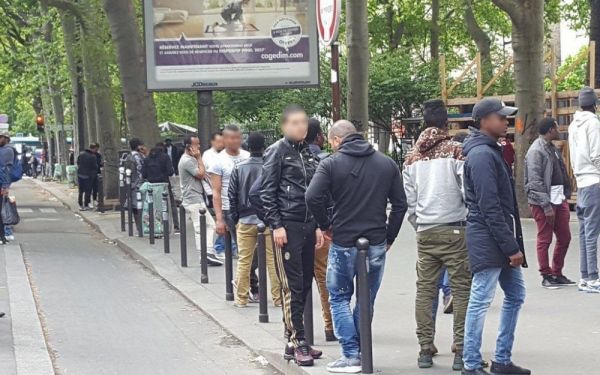 Paris : des femmes deviennent la cible de harcèlements dans les rues du quartier Chapelle-Pajol
