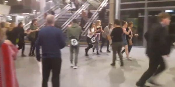 Explosion pendant un concert d'Ariana Grande à Manchester: "des morts et des blessés", annonce la police