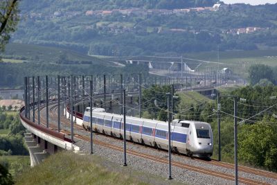 SNCF : avec inOui, bonjour le TGV Premium ?