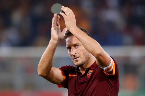 Foot - ITA - AS Rome : Francesco Totti sur le banc pour sa dernière face au Genoa