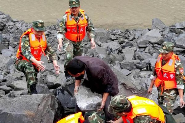 Chine. Un glissement de terrain emporte 46 maisons dans le Sichuan
