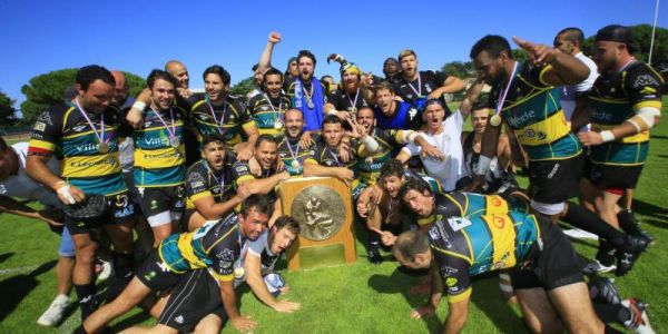Le Rugby club Hyères-Carqueiranne-La Crau sacré champion de France