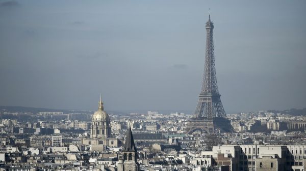 Immobilier à Paris : "9 000 euros le mètre carré" en moyenne dans la capitale "c'est un plus haut historique"