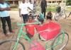 Action sociale : remise des tricycles aux personnes vivant avec handicap