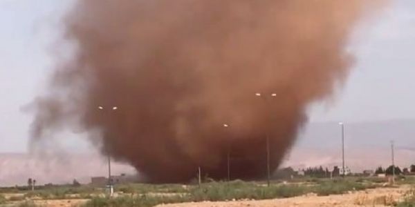 La chaleur aidant, un "dust devil" s'est déclaré près de Marrakech