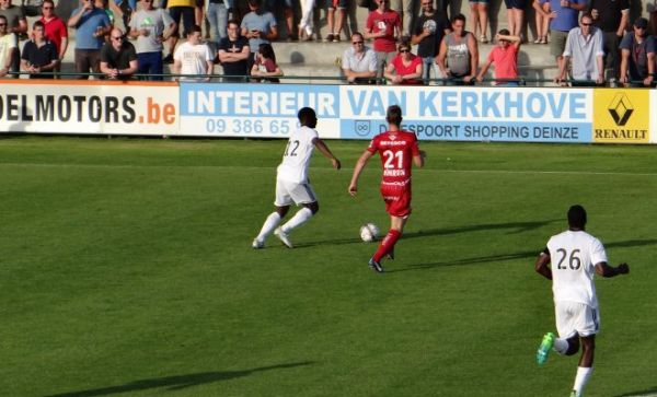 FOOTBALL : Bakaye Dibassy décrypte la défense à cinq de l'Amiens SC