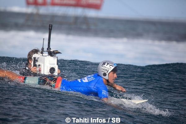 Surf Pro – Billabong Pro Tahiti 2017 : Round 1 difficile pour les Tahitiens