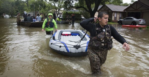 15 fois où des gens normaux sont devenus des héros pendant les inondations au Texas